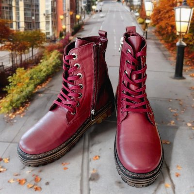 Andrea Conti / Charlotte Of Sweden / Boots med snörning plommon lila resår zipper känga dam skinn dragkedja urtagbar fotbädd mju