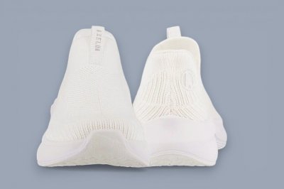 axelda lomma ystad slipon Step-In handsfree sneaker vit polly damsko lågsko stickad textil resår fotriktig urtagbar sula fotbädd