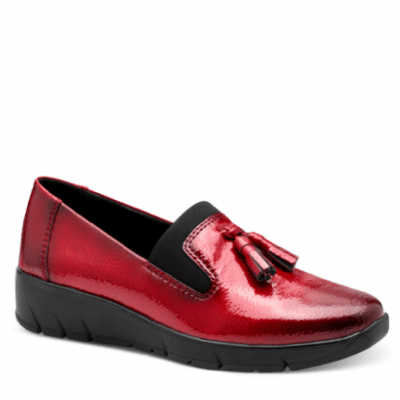 jana softline eloq lågsko loafer resår kilklack röd lack tassel fotriktig foam mjuk fotbädd urtagbar fire patent
