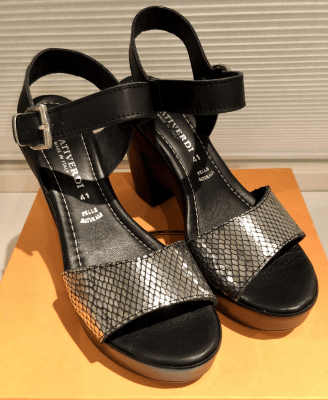 Prativerdi sandalett klack skinn läder metallic svart italiensk